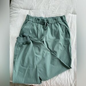 Lululemon Tidewater Teal On the Fly Jogger